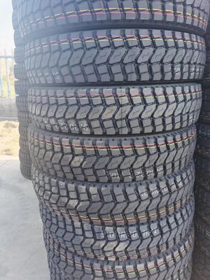 PNEU DE CAMION LOURD 1200R20