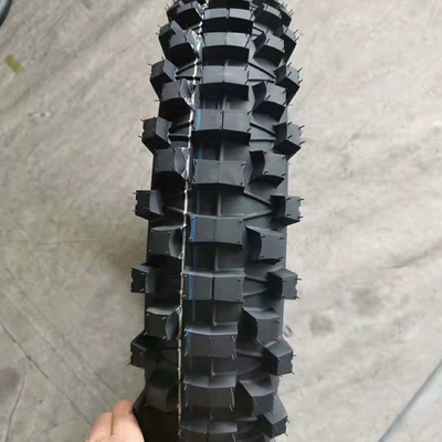 La moto en caoutchouc radiale de 18 pouces de polarisation bande 110/90-18 OIN ccc