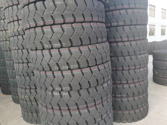 Tous les pneus de radial en acier 1200R20 de haute qualité dans les pneus de chargement superbes d'autobus de camion de capacité